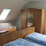 Restaurant Neu-holland בית הארחה קאסל