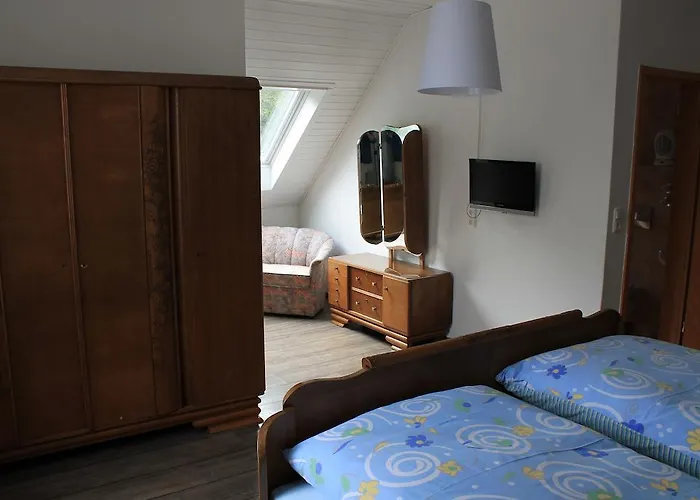 Restaurant Neu-holland 3*